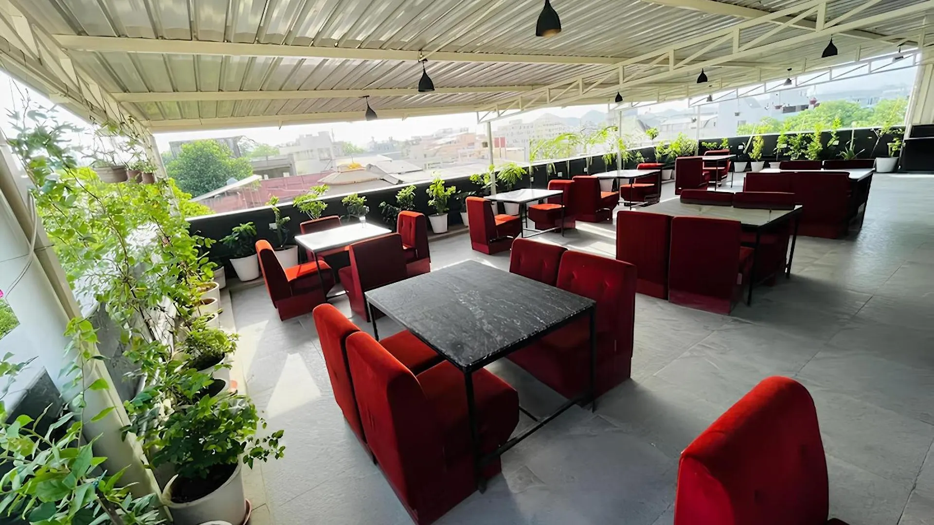 Hotel Nikanshvee Udaipur