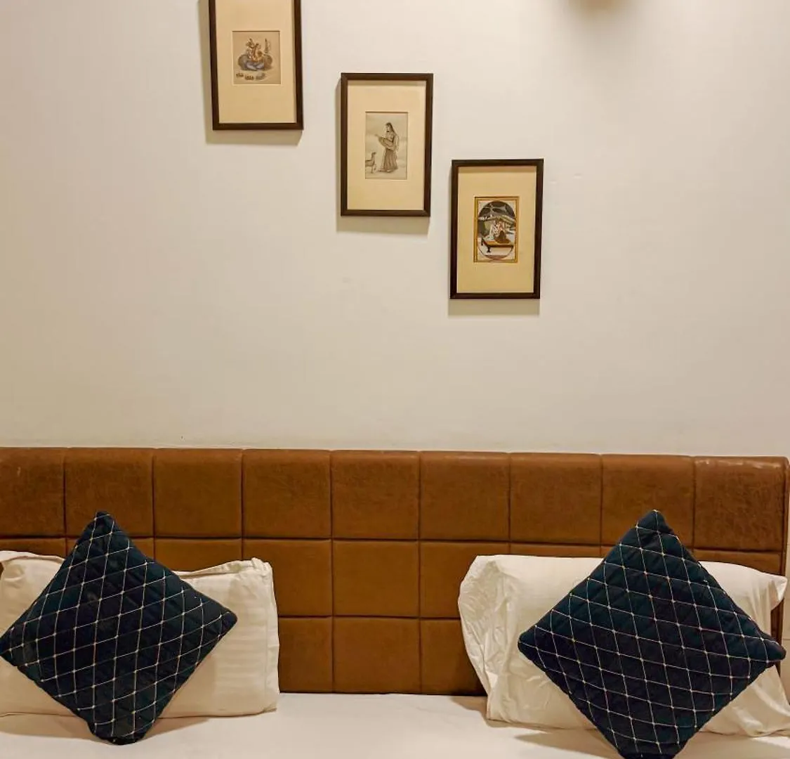 Hotel Nikanshvee Udaipur