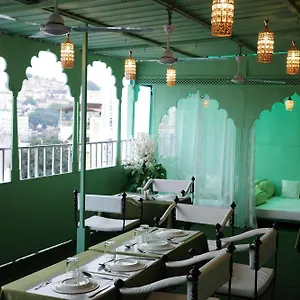 Hotel Island Tower, Udaipur